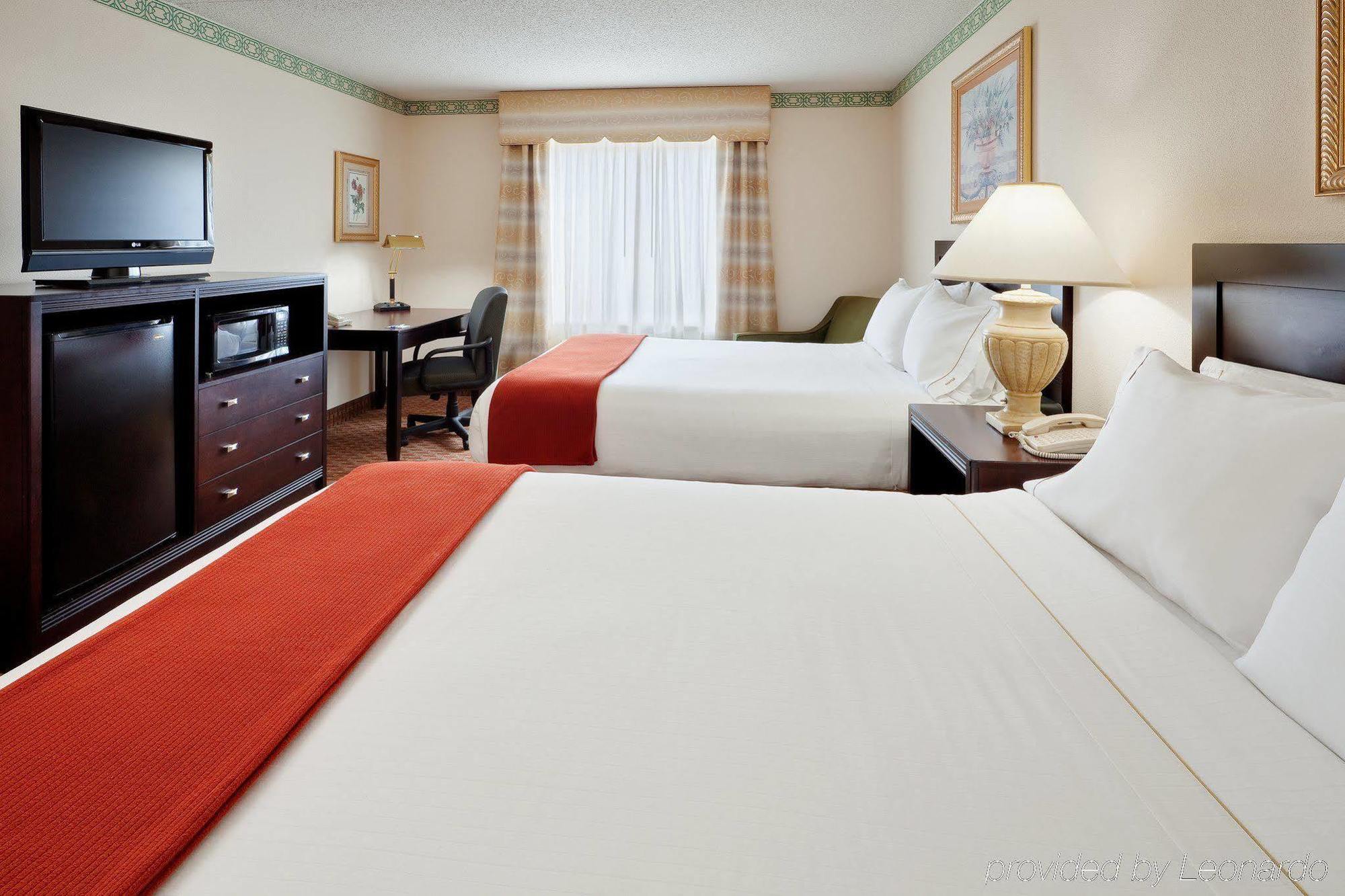 Holiday Inn Express Hotel & Suites Easton, An Ihg Hotel Номер фото